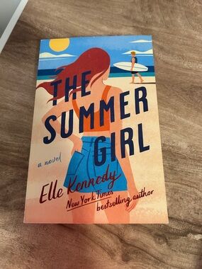 The Summer Girl by Elle Kennedy  Paperback
